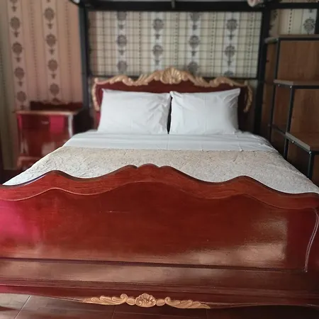 Jessica Flat Malta Royal