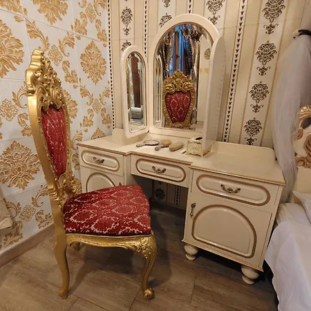 Jessica Flat Malta Royal * Cospicua