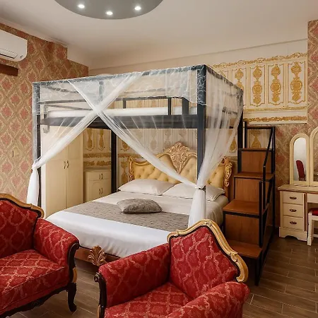 Jessica Flat Malta Royal * Cospicua