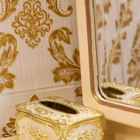 Jessica Flat Malta Royal