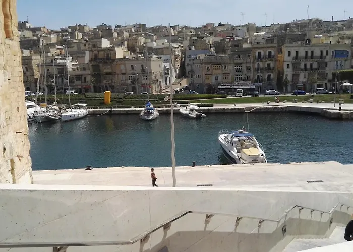 Jessica Flat Malta Royal Gæstehus 4*